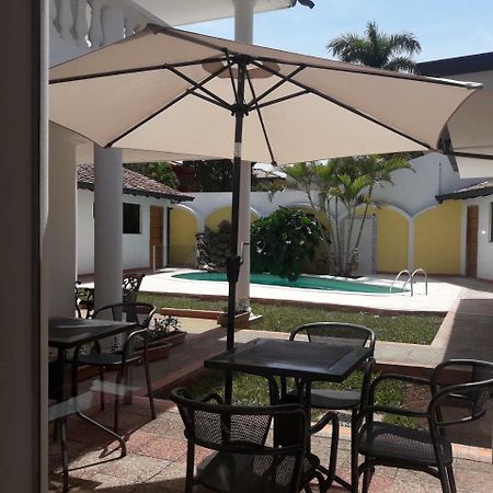 Hotel Casa Jardin Asuncion Dış mekan fotoğraf